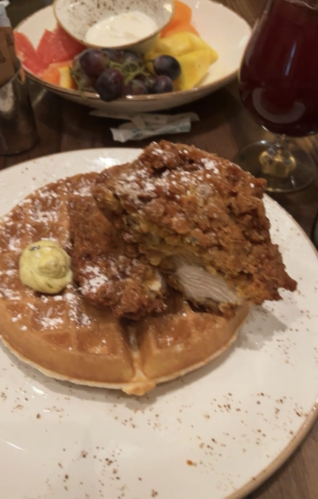 chicken and waffles from dellas kitchen
