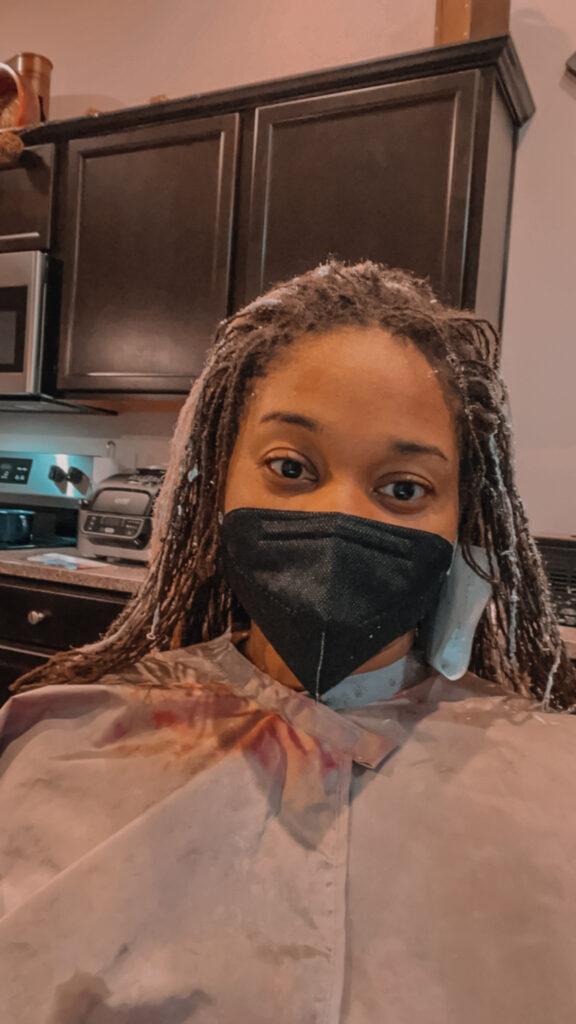 letting the hair bleach