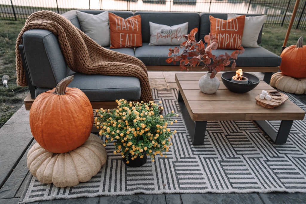 comfy vibes with blanket